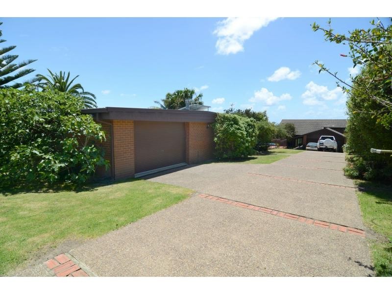 10 Yule Street, Eden NSW 2551