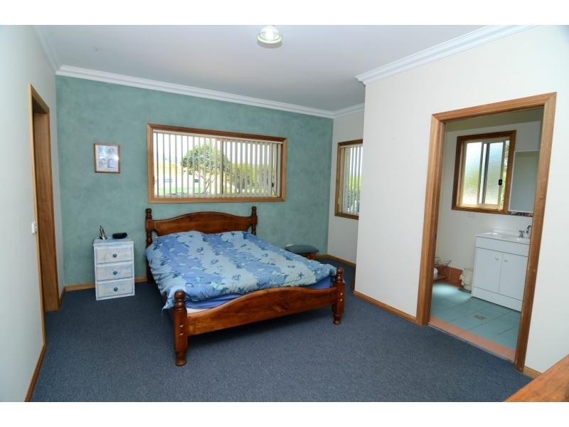 Lochiel NSW 2549