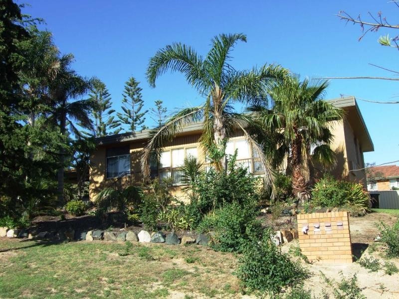 2 Andrea Street, Eden NSW 2551