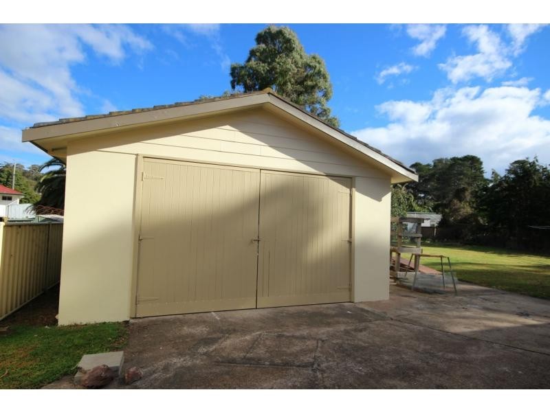 1 Emblen Street, Eden NSW 2551