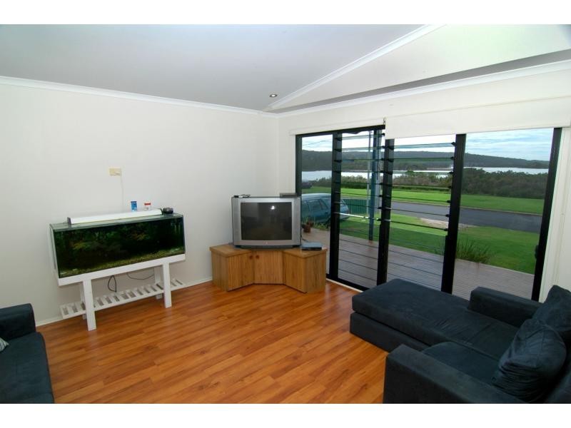 42 Lakeside Drive, Eden NSW 2551