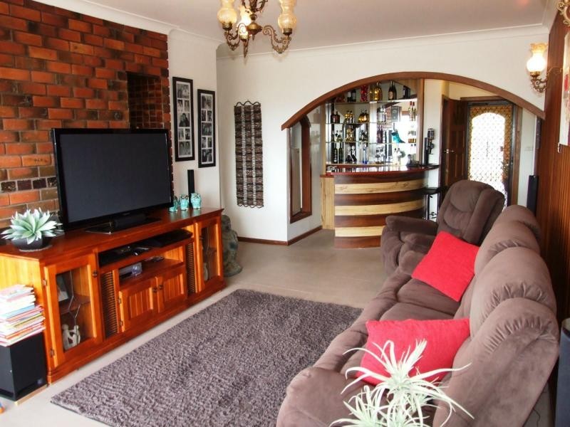 8 Bimmil Street, Eden NSW 2551