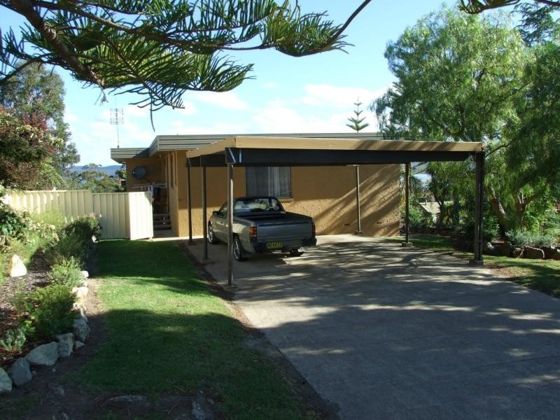 1/2 Andrea Street, Eden NSW 2551