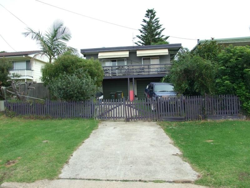 9 Flora Street, Eden NSW 2551