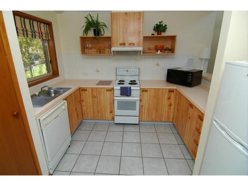 1/4 The Mews, Eden NSW 2551