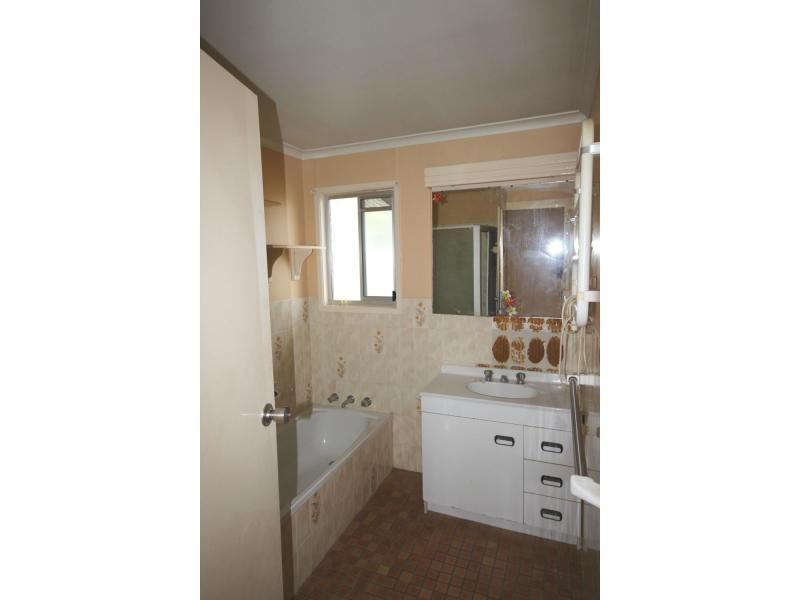 10 West Street, Eden NSW 2551