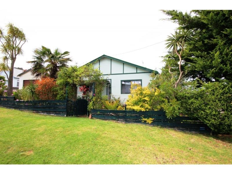 24 Chandos Street, Eden NSW 2551