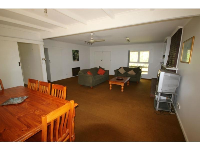 13 Mattsson Street, Gipsy Point VIC 3891