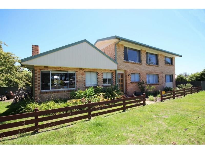 228 Imlay Street, Eden NSW 2551