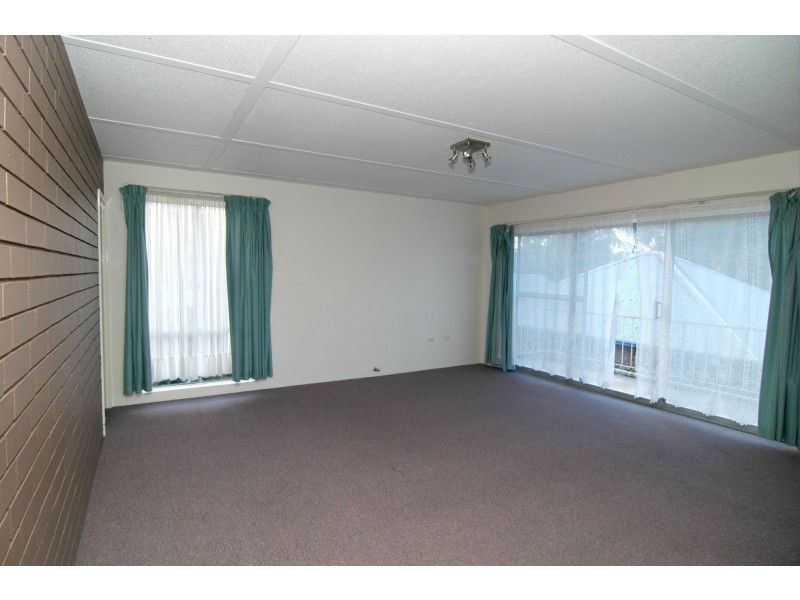 2/4 Calle Calle Street, Eden NSW 2551