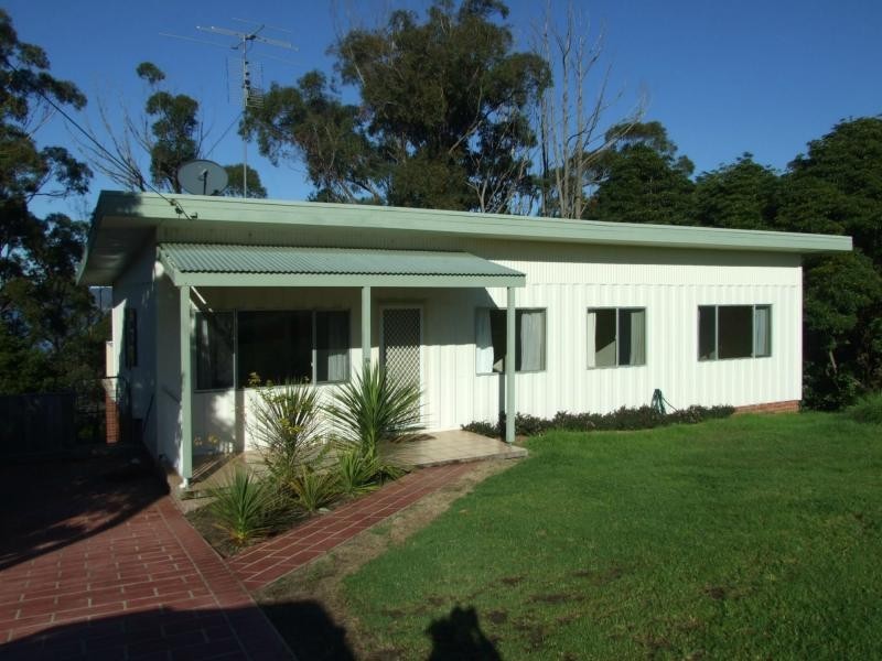 18 Bay Street, Eden NSW 2551