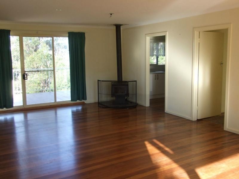 18 Bay Street, Eden NSW 2551