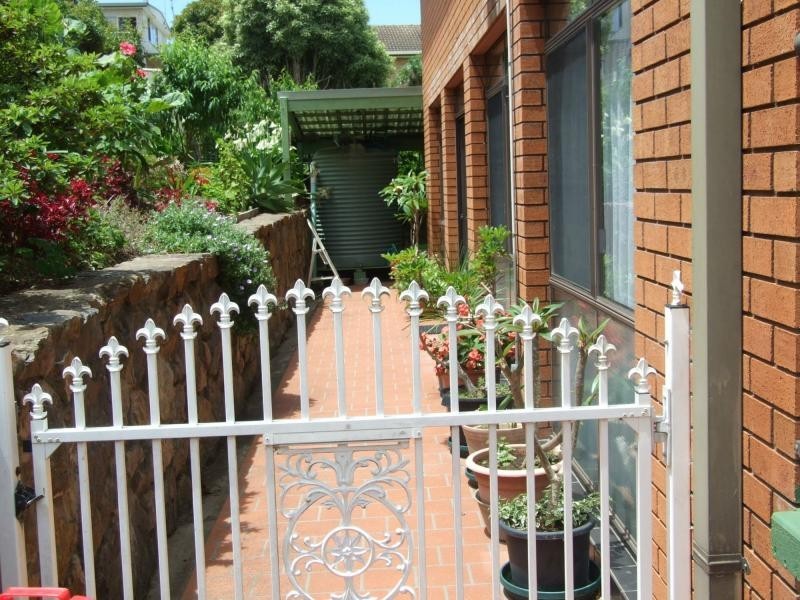 Unit 1/6 Andrea Street, Eden NSW 2551