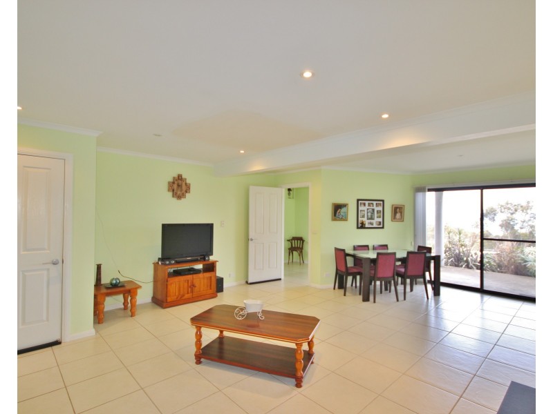 216 Princes Highway, Eden NSW 2551