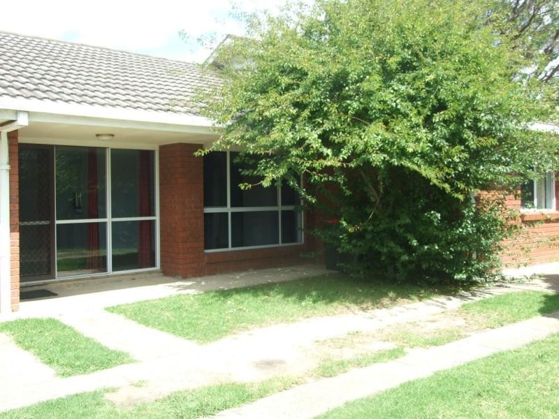 2/11 Wellings Court, Eden NSW 2551