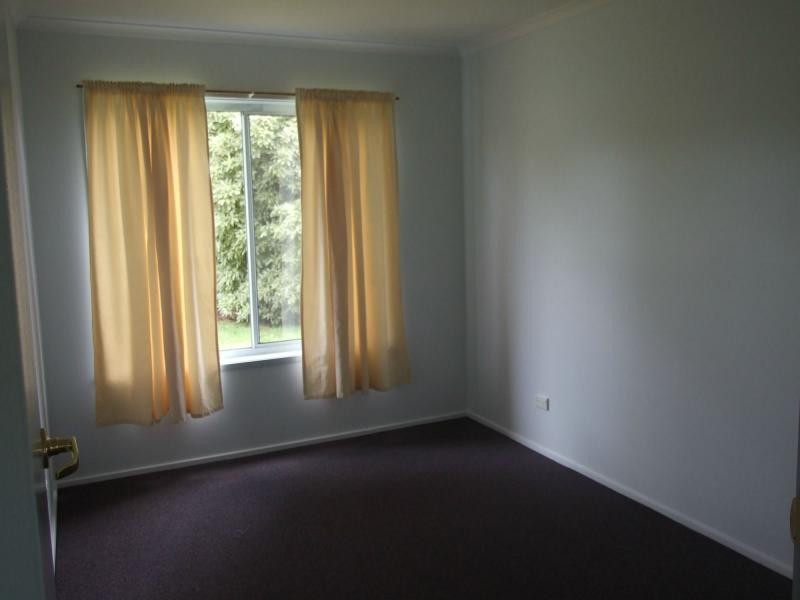 2/11 Wellings Court, Eden NSW 2551