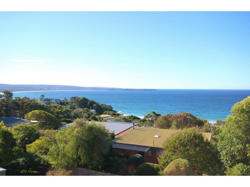 7 Kanangra Street, Pambula Beach NSW 2549