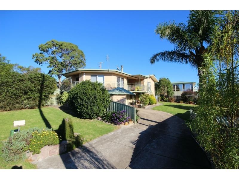 1 Cowdroy Lane, South Pambula NSW 2549