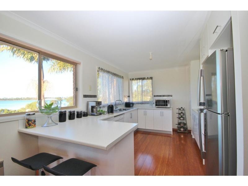 44 Lakeside Drive, Eden NSW 2551