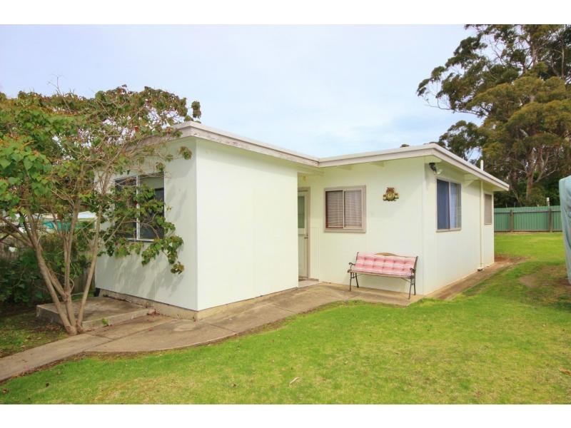 5 Hunter Street, Mallacoota VIC 3892