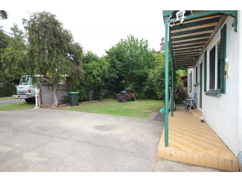 2 Emblen Street, Eden NSW 2551