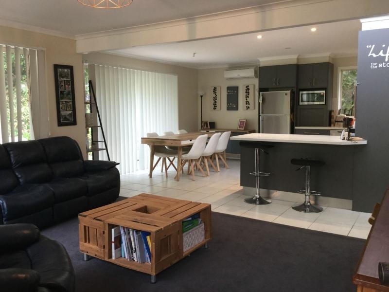 2/4 The Mews, Eden NSW 2551