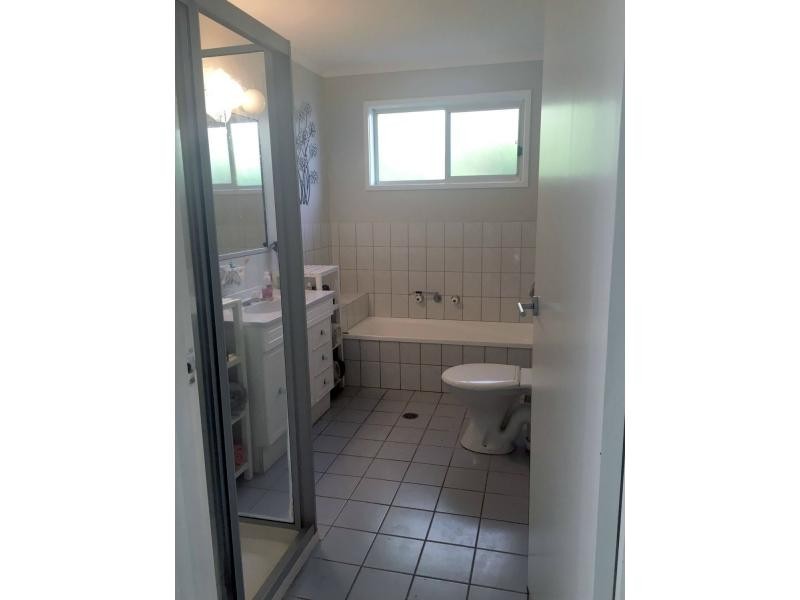 2/4 The Mews, Eden NSW 2551