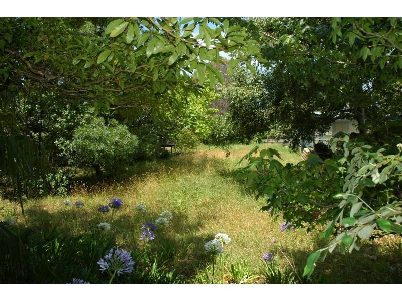 2A Bass Street, Eden NSW 2551