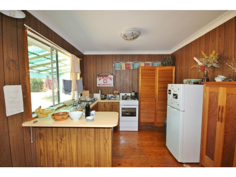 17 Hosies Road, Eden NSW 2551