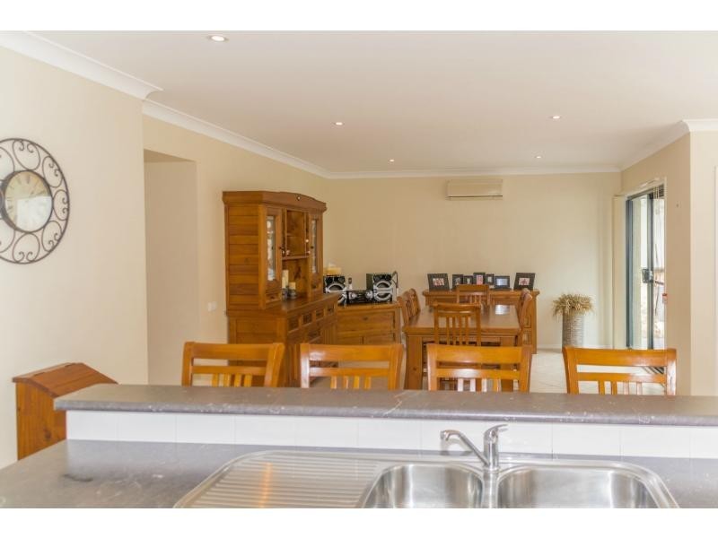 15 Wave Street, Eden NSW 2551