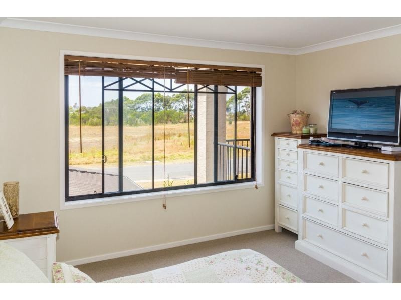 15 Wave Street, Eden NSW 2551