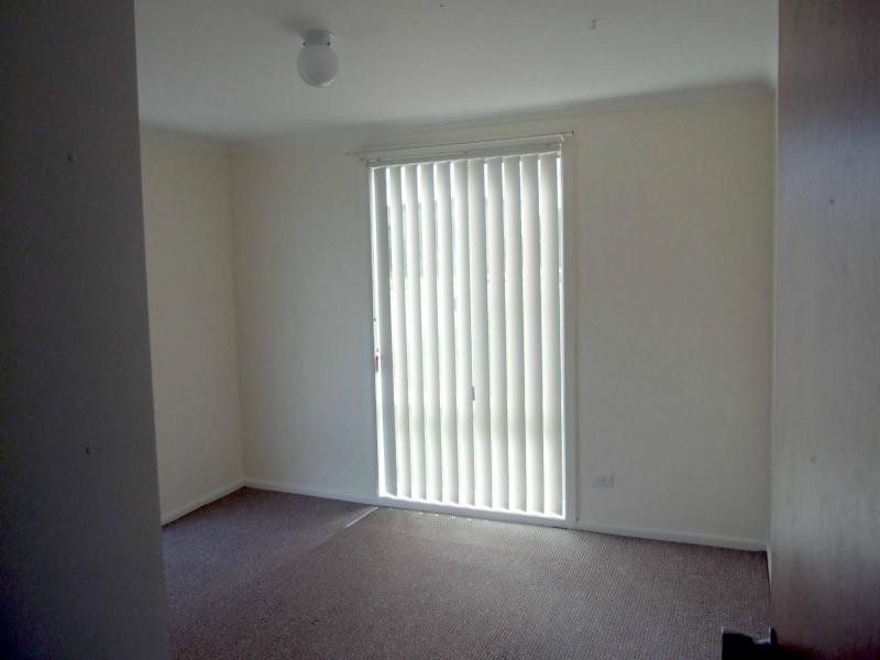 2/9 Yule Street, Eden NSW 2551