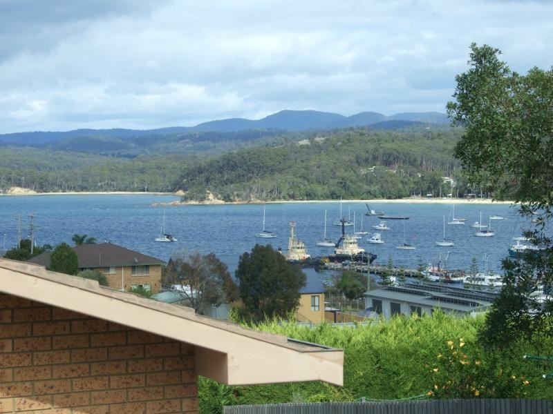 2/9 Yule Street, Eden NSW 2551