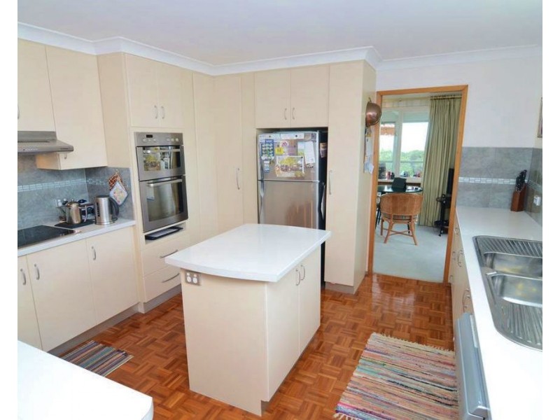 16 Yule Street, Eden NSW 2551