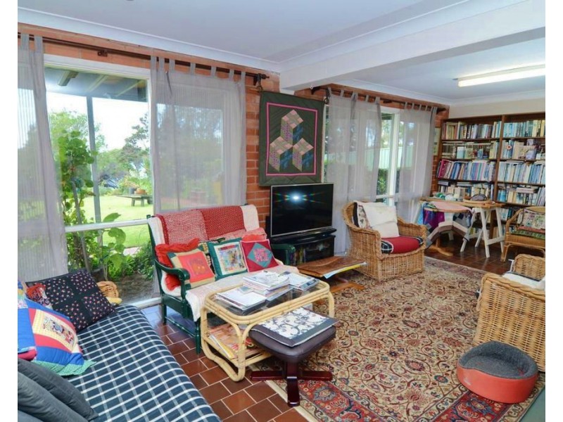 16 Yule Street, Eden NSW 2551