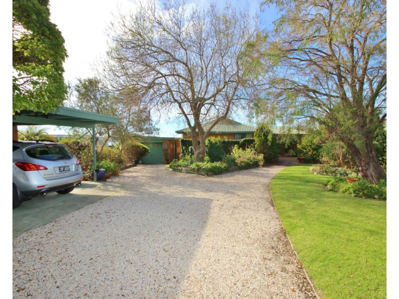16 Yule Street, Eden NSW 2551