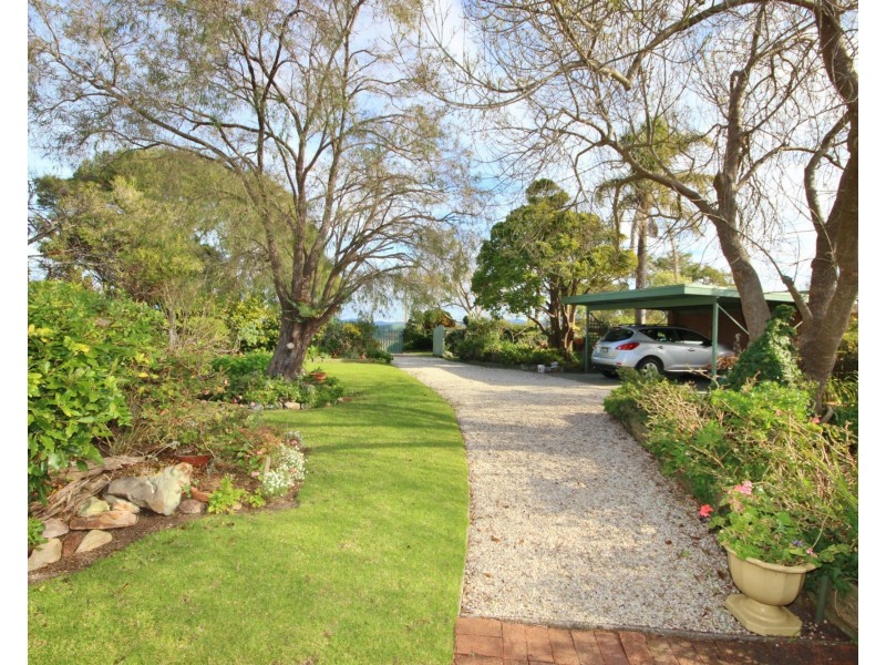 16 Yule Street, Eden NSW 2551