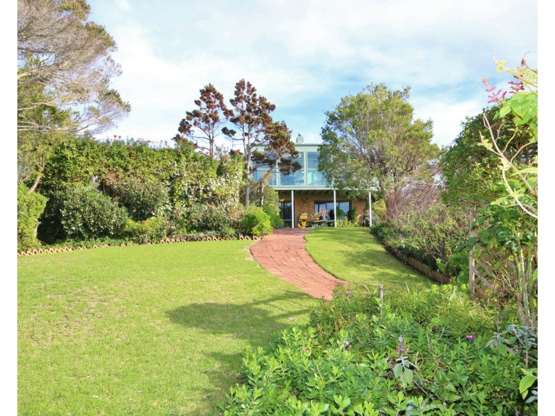 16 Yule Street, Eden NSW 2551