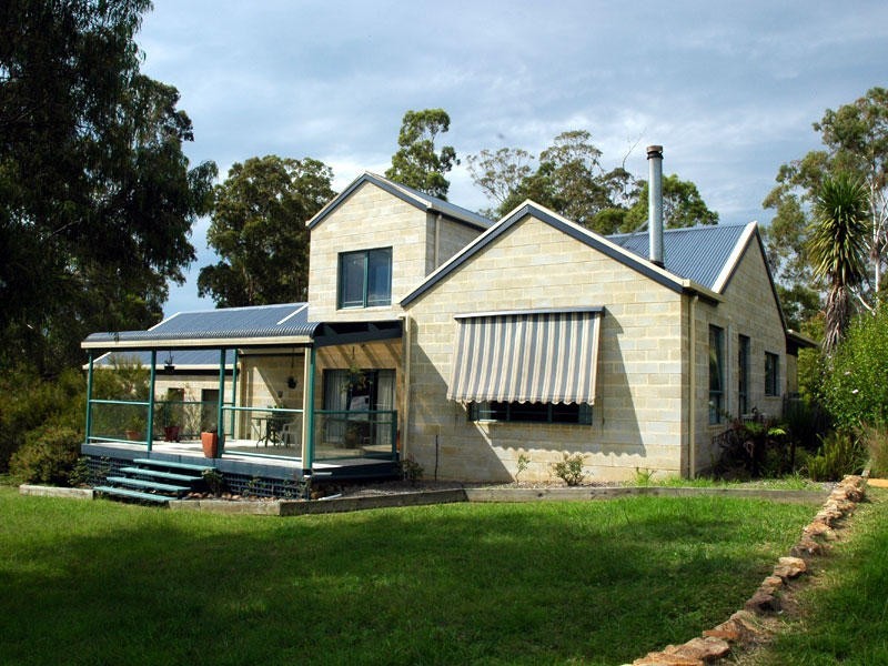 36 Walsh Close, Wolumla NSW 2550