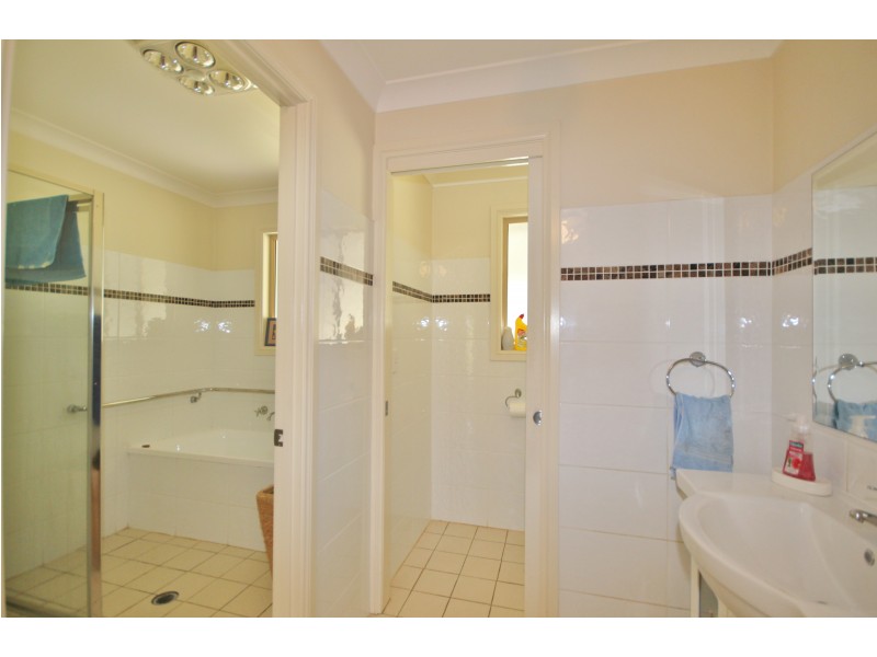 40 Florabunda Lane, Nethercote NSW 2549