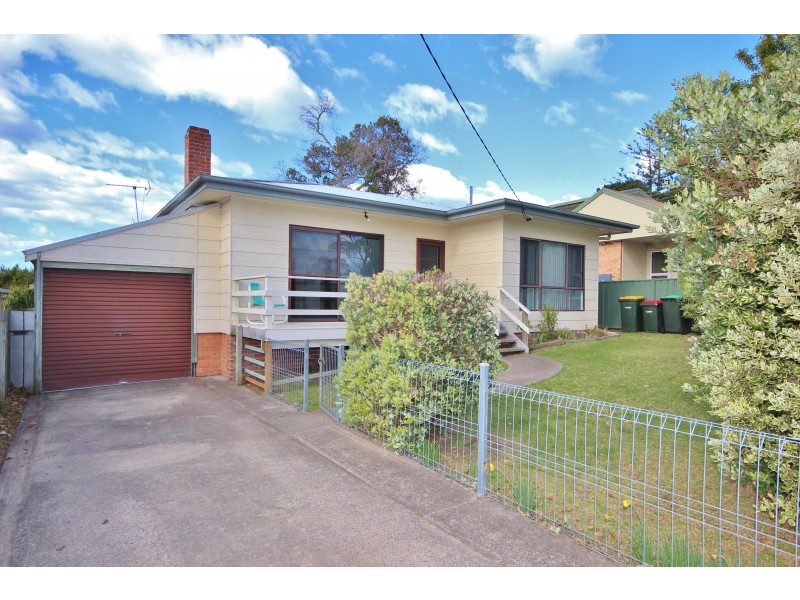 226 Imlay St, Eden NSW 2551