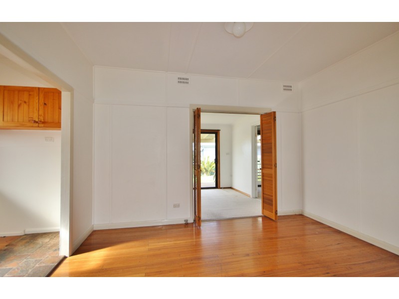 226 Imlay St, Eden NSW 2551