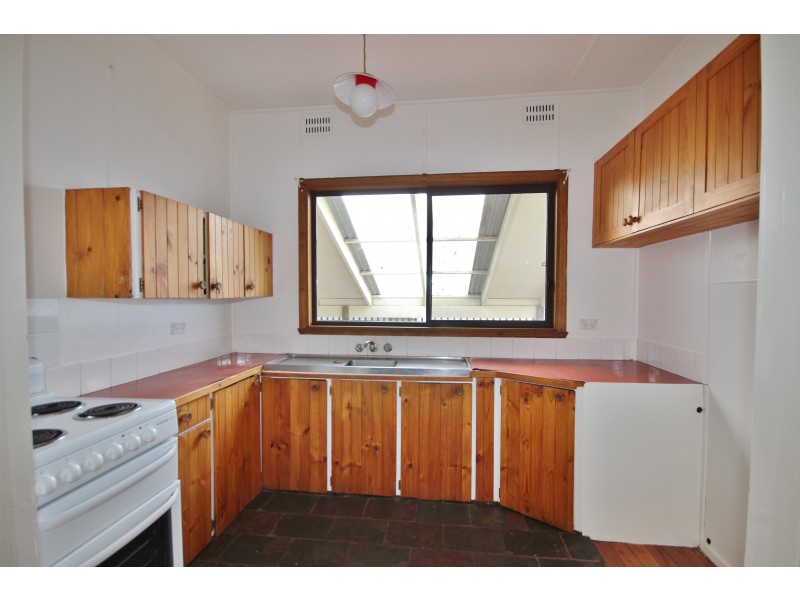 226 Imlay St, Eden NSW 2551