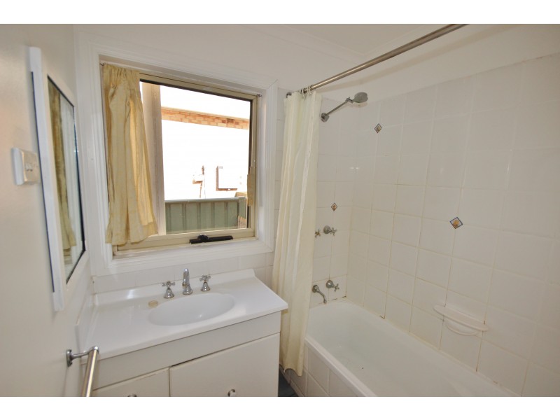 226 Imlay St, Eden NSW 2551