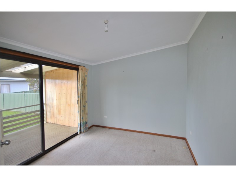 226 Imlay St, Eden NSW 2551