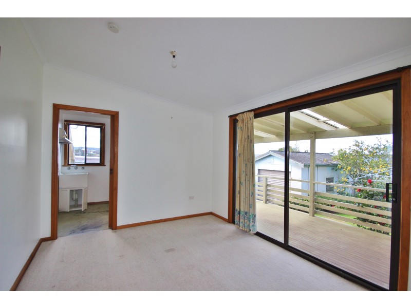 226 Imlay St, Eden NSW 2551