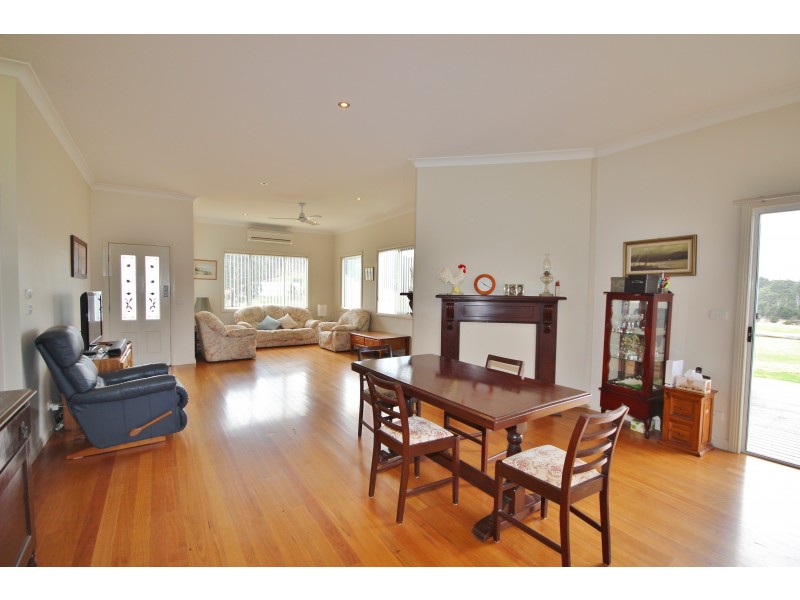 4 Jim McMahon Dr, Eden NSW 2551