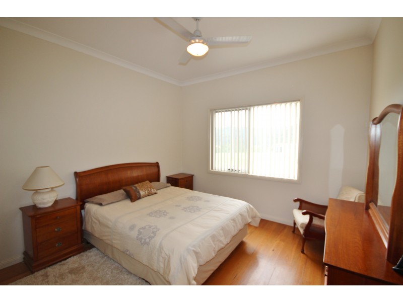 4 Jim McMahon Dr, Eden NSW 2551