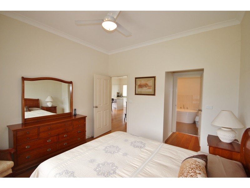 4 Jim McMahon Dr, Eden NSW 2551
