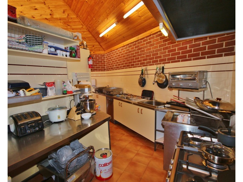 16 Eurack Ct, Kiah NSW 2551